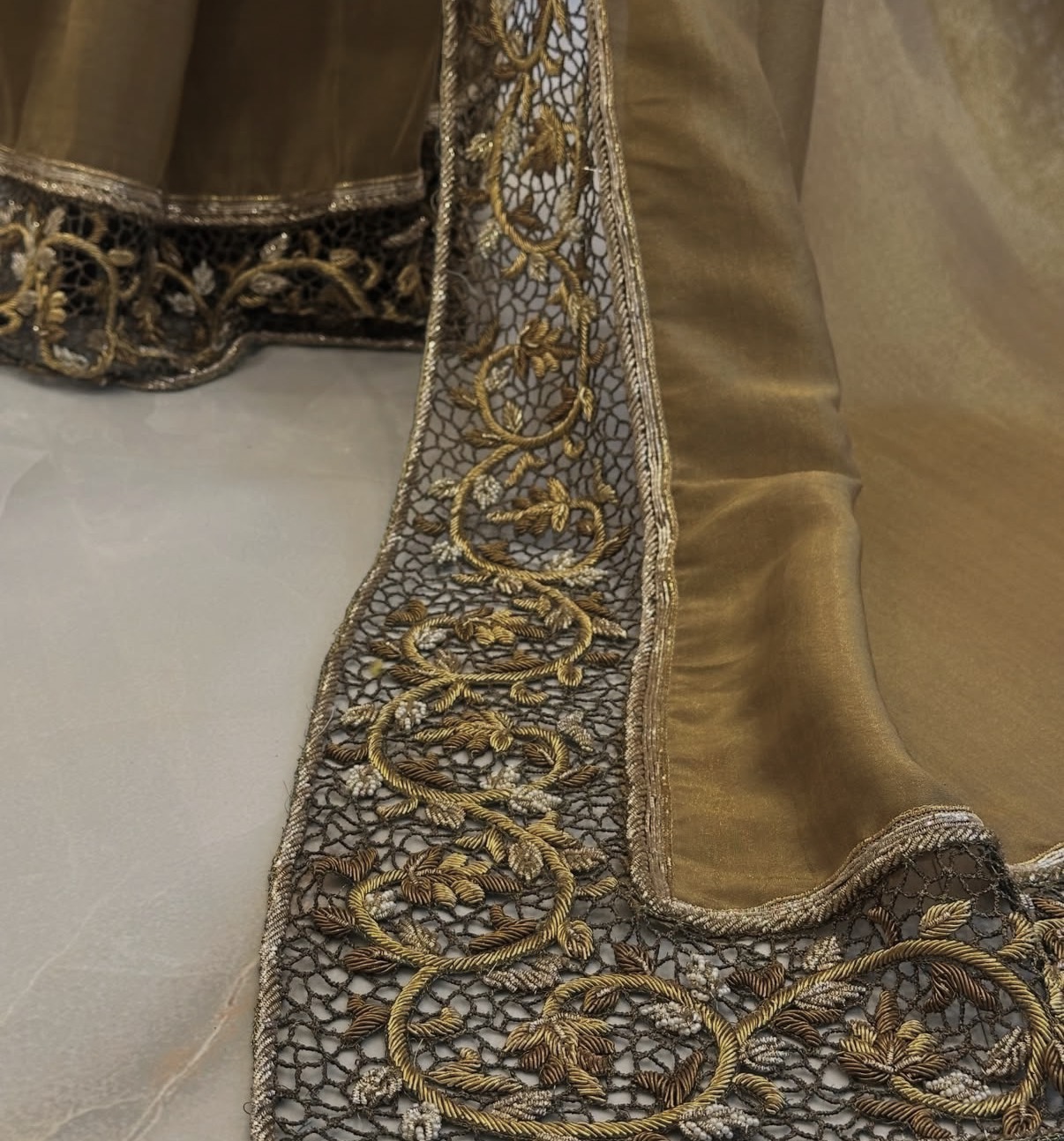 Golden Tissue Saree✨