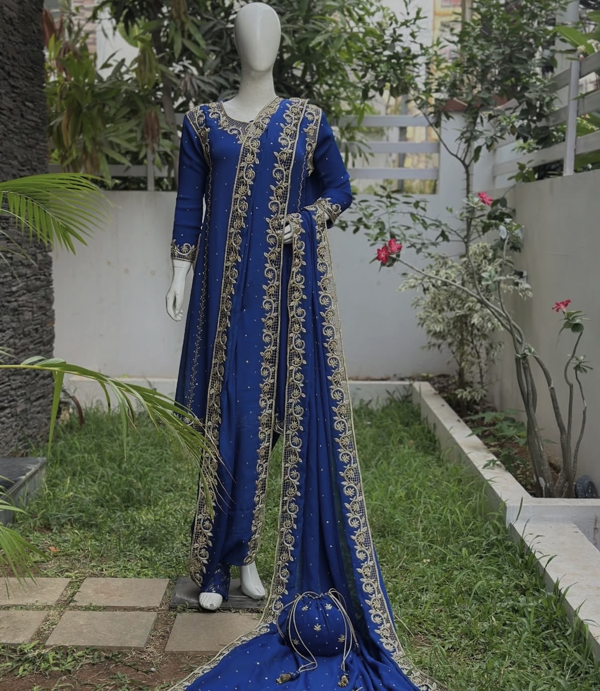 Royal Blue Khadadupatta